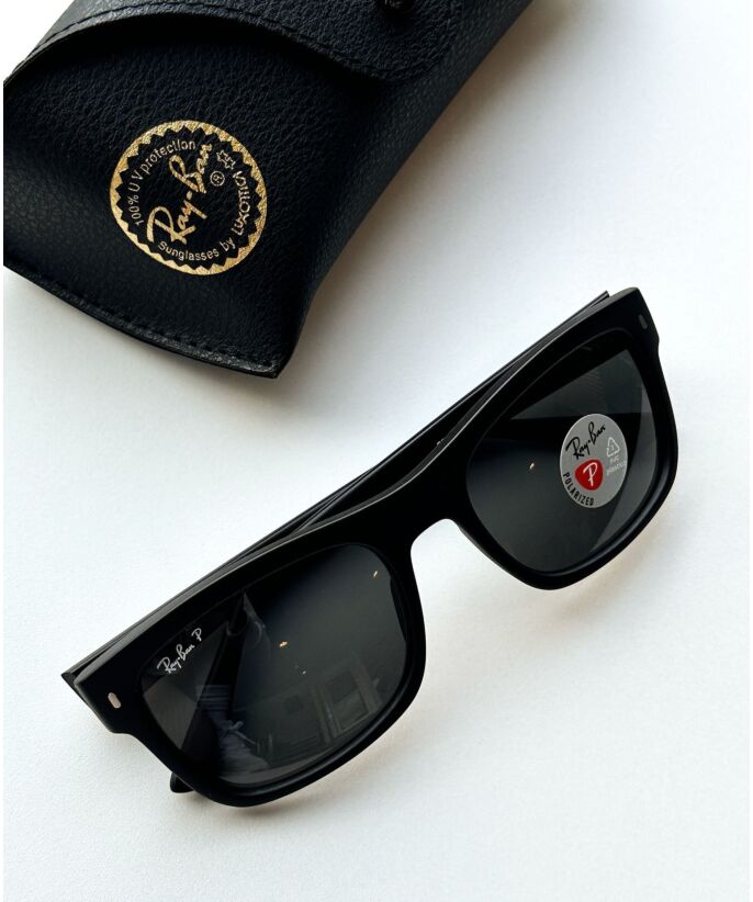 Ray-Ban RB4428
